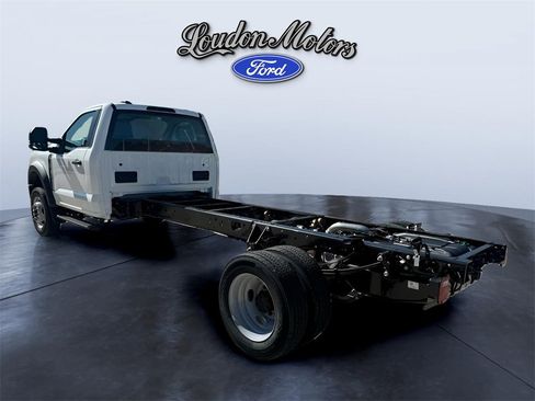 Used 2024 Ford F450 XL image 3