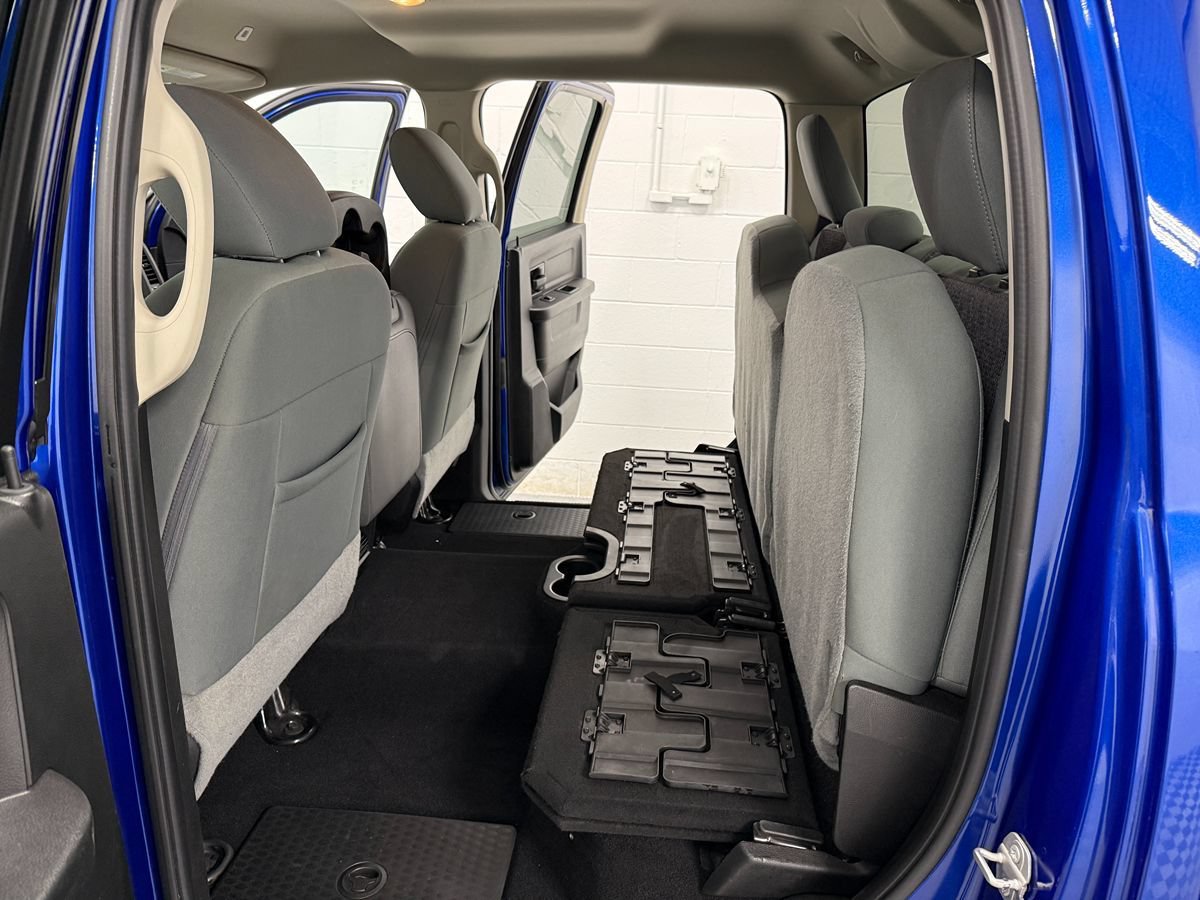 Used 2019 RAM 1500 Express w/ Wheel & Sound Group AWD/4WD image 13