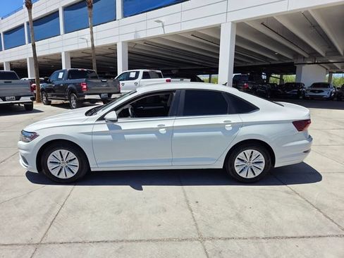 Used 2019 Volkswagen Jetta S w/ Driver Assistance Package FWD image 3