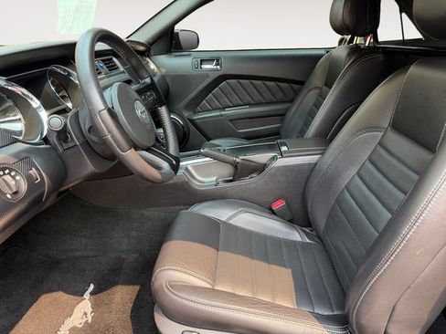 Used 2014 Ford Mustang GT w/ Electronics Package RWD image 11