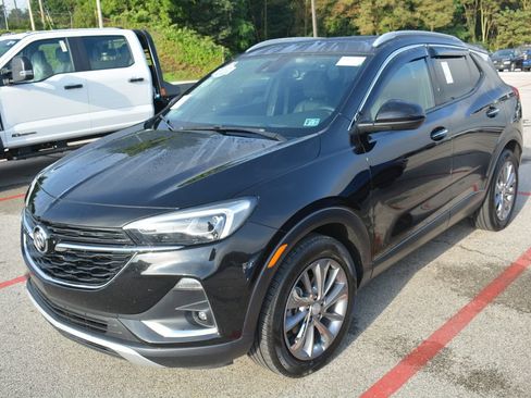 Used 2023 Buick Encore GX Essence w/ Experience Buick Package FWD image 1