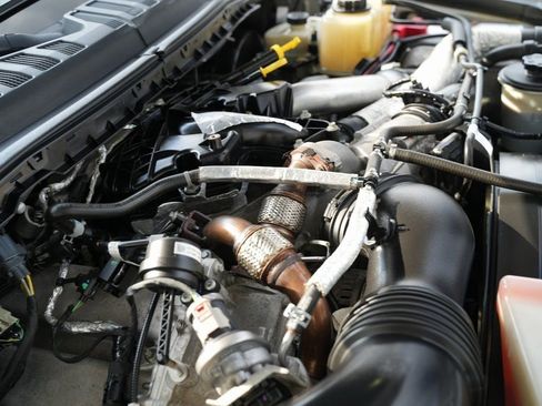 Used 2017 Ford F250 Lariat w/ Chrome Package image 51