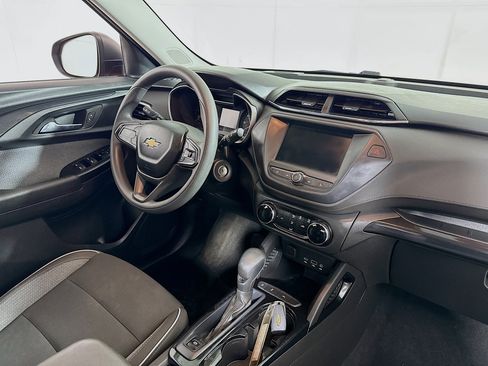Used 2021 Chevrolet TrailBlazer LS FWD image 27
