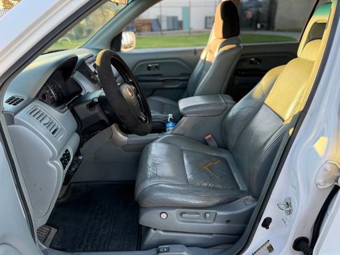 Used 2005 Honda Pilot EX-L image 11
