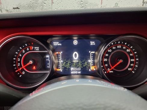 Used 2021 Jeep Wrangler Unlimited Rubicon w/ Xtreme Recon 35" Tire Package image 17