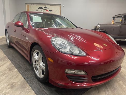 Used 2010 Porsche Panamera S RWD image 6