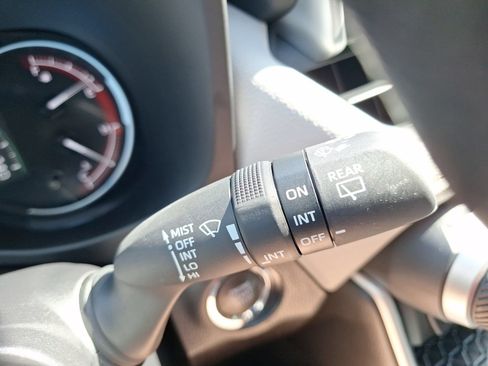 Used 2025 Toyota RAV4 XLE w/ Convenience Package FWD image 23