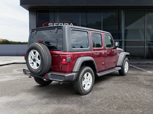 Used 2022 Jeep Wrangler Unlimited Sport AWD/4WD image 5