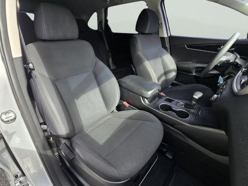 Used 2020 Kia Sorento LX FWD image 20