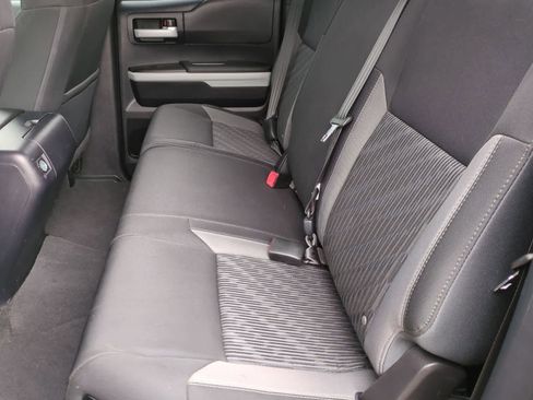 Used 2017 Toyota Tundra SR5 image 18