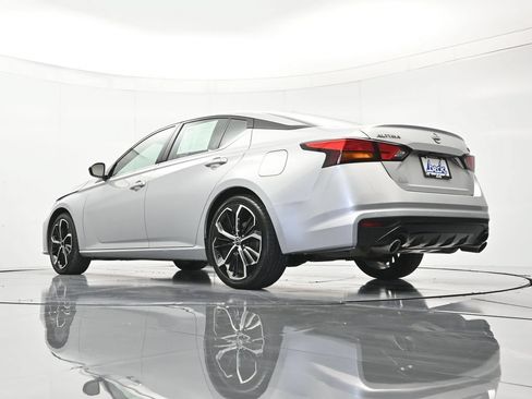 Certified 2024 Nissan Altima 2.5 SR FWD image 42