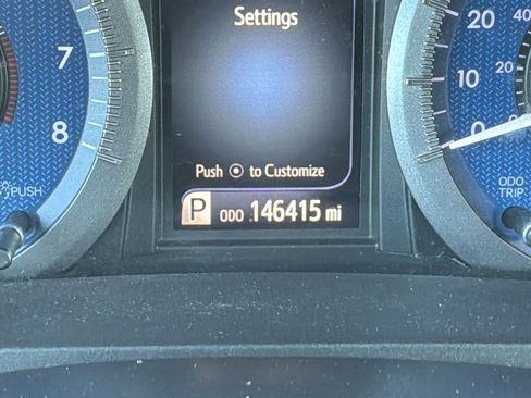Used 2015 Toyota Sienna XLE w/ XLE Navigation Package FWD image 22