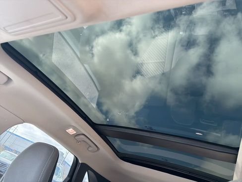 Used 2020 Ford Escape SE image 15