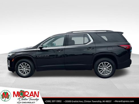 Certified 2023 Chevrolet Traverse LT FWD image 3