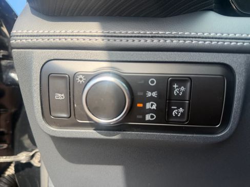 Used 2025 Ford Mustang GT Premium RWD image 36
