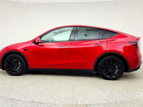 Used 2021 Tesla Model Y Long Range image 8