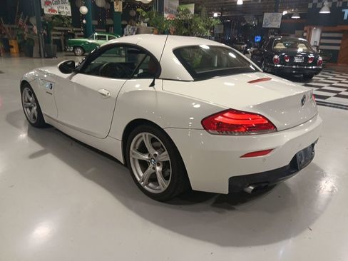 Used 2013 BMW Z4 sDrive28i RWD image 8