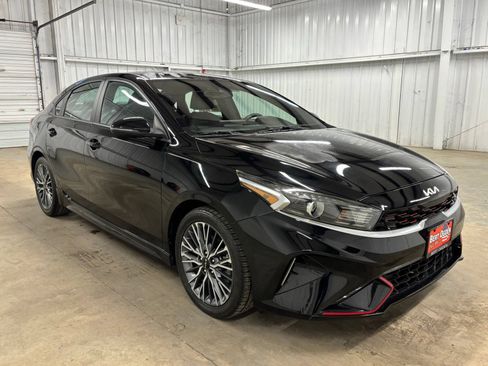 Used 2023 Kia Forte GT-Line FWD image 1