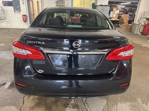 Used 2015 Nissan Sentra S image 5