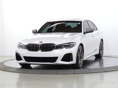 Used 2021 BMW M340i xDrive w/ Premium Package AWD/4WD image 4