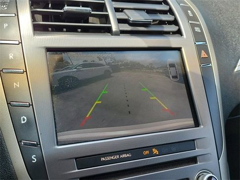 Used 2017 Lincoln MKZ Premiere image 22