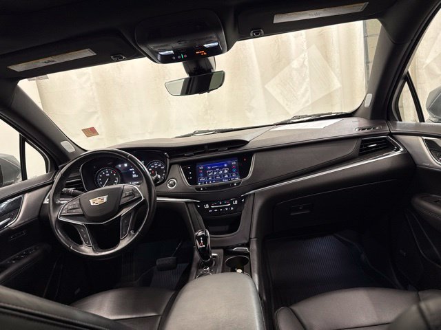 Used 2022 Cadillac XT5 Premium Luxury w/ Technology Package AWD/4WD image 14