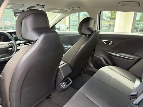 New 2026 Kia K4 FWD image 19