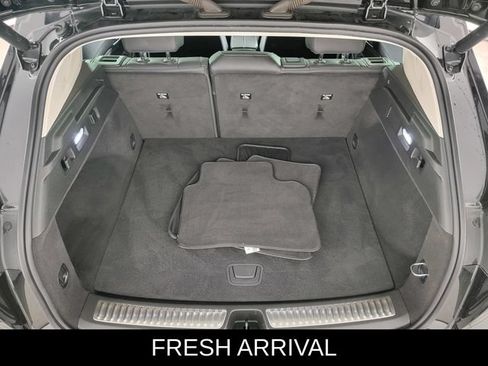 Used 2021 Buick Envision Essence w/ Technology Package I AWD/4WD image 16