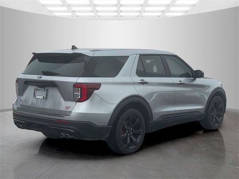 Used 2021 Ford Explorer ST w/ ST Street Pack image 7
