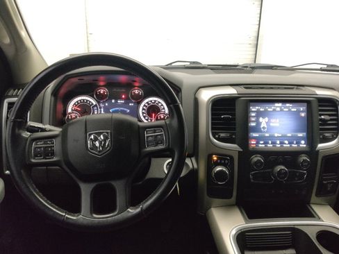 Used 2019 RAM 1500 Big Horn image 22