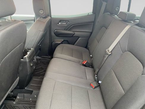 Used 2024 Chevrolet Colorado LT w/ LT Convenience Package II AWD/4WD image 18