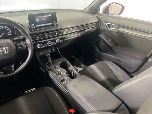 Used 2023 Honda Civic Sport image 21