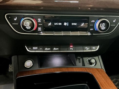 Used 2023 Audi Q5 2.0T Premium Plus w/ Premium Plus Package image 33