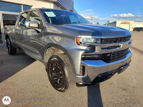 Used 2021 Chevrolet Silverado 1500 LT w/ Work Truck Package image 4