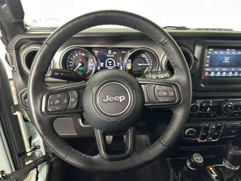 Used 2023 Jeep Wrangler Unlimited w/ Cold Weather Group image 14