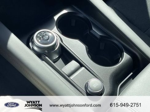 New 2026 Ford Explorer Active RWD image 30