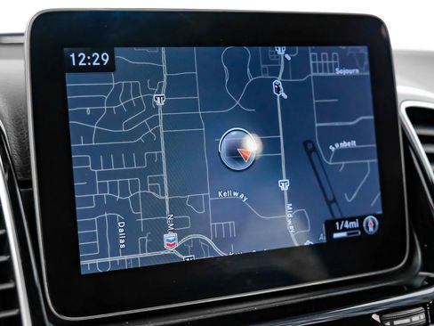 Used 2018 Mercedes-Benz GLE 350 GLE 350 Sport Utility 4D image 14