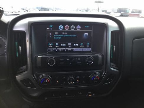 Used 2018 Chevrolet Silverado 1500 LT w/ All Star Edition image 16