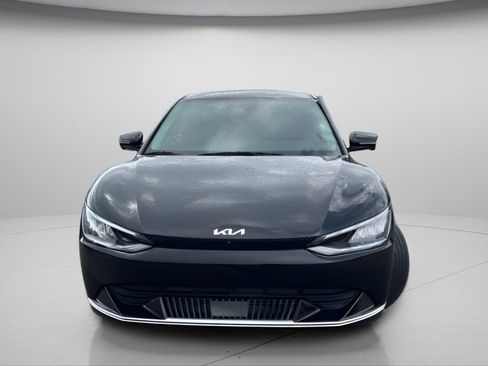 Used 2024 Kia EV6 Wind w/ Wind Technology Package image 16