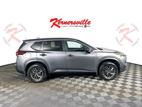 Used 2021 Nissan Rogue S image 8