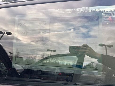 New 2026 Volkswagen Atlas SE image 28