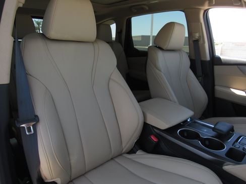 Used 2024 Acura MDX SH-AWD image 11