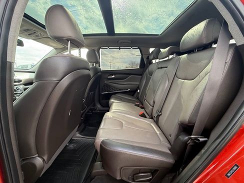 Used 2020 Hyundai Santa Fe SEL w/ Cargo Package image 24