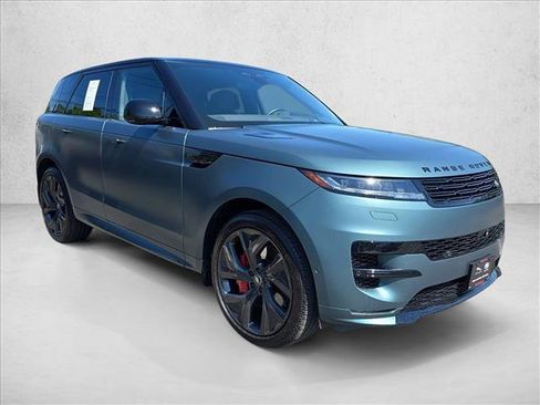 Certified 2025 Land Rover Range Rover Sport Dynamic SE AWD/4WD image 3