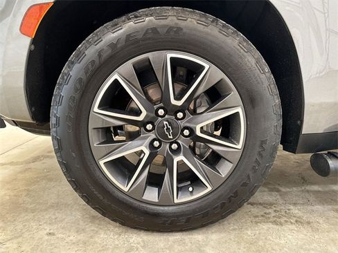 Certified 2022 Chevrolet Tahoe Z71 w/ Z71 Off-Road Package image 34