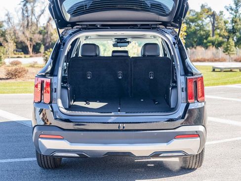 New 2026 Kia Sorento S w/ S Panoramic Sunroof Package image 10