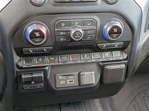 Used 2022 GMC Sierra 2500 SLE w/ SLE Value Package; image 25