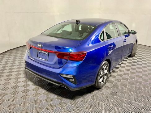 Used 2021 Kia Forte LXS FWD image 17