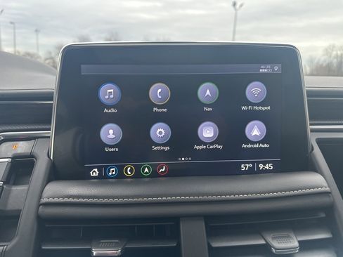 Used 2021 Chevrolet Suburban Premier image 19