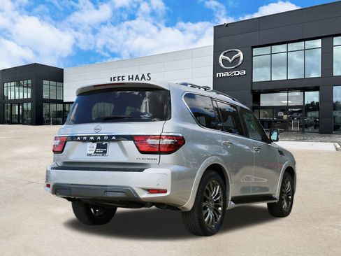 Used 2024 Nissan Armada Platinum w/ Captain's Chairs Package image 3